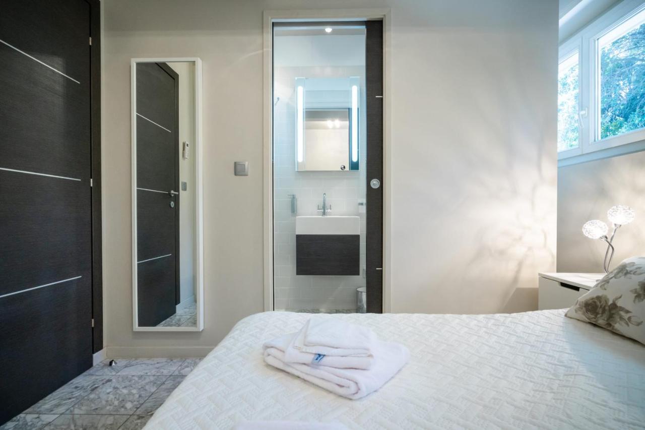 2-Bedroom Apartment Pointe Croisette Peaceful Walk To The Beach Канни Екстер'єр фото
